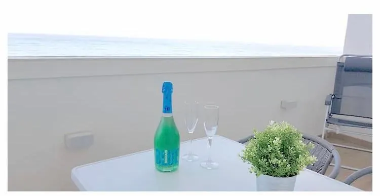 La Perla Playa Apartamento A Estrenar Benalmádena Spanien
